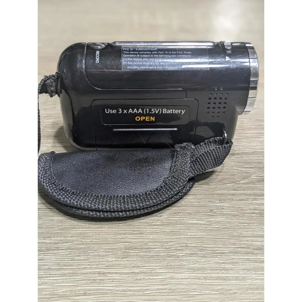 Slick Digital Video Camera with Flip Screen and 4x Zoom